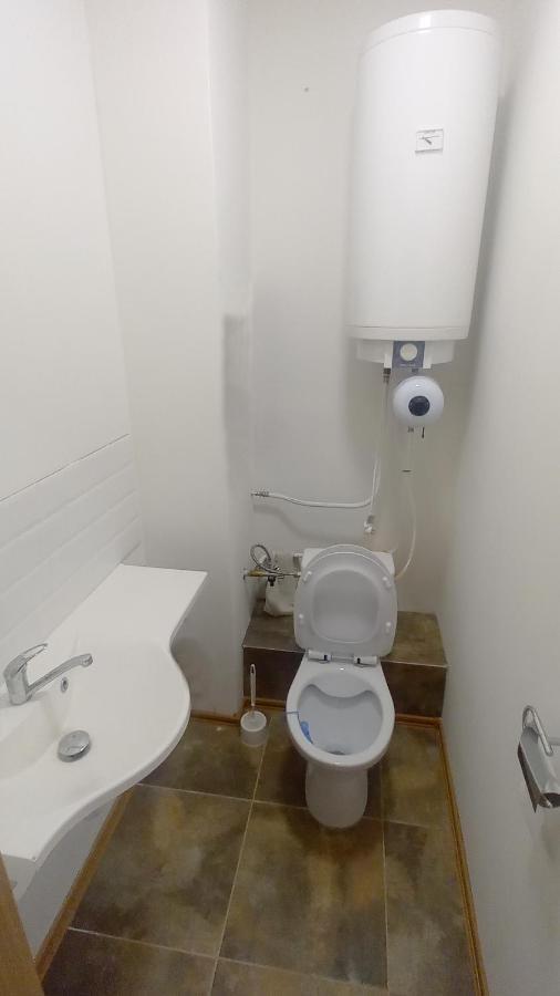 Krasny Priestranny Slnecny Apartman V Centre Mesta Тренчин Экстерьер фото